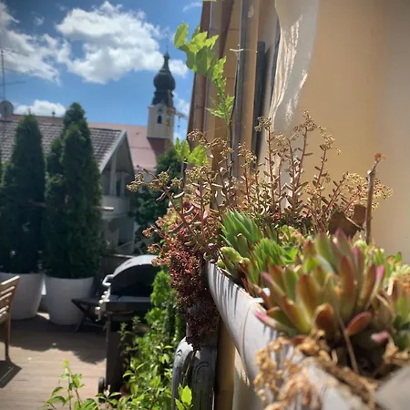 Wohnhaus Am Marktplatz In Röhrnbach